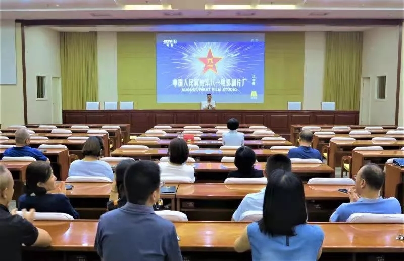 102925vlqhf5henn143zw5