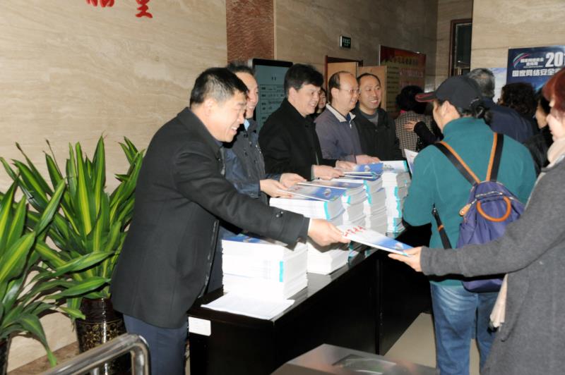 143829vfwb5gywfl8farq0