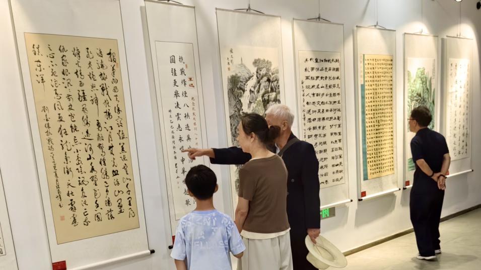 192637b74bcb465e8b234d2f33c22f77