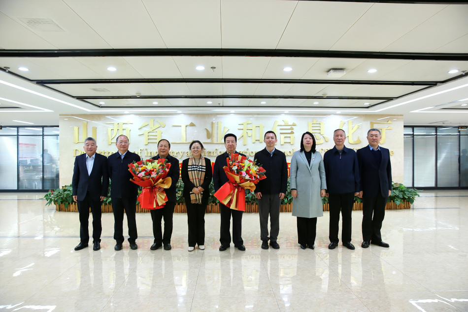 S88a8765101bc4451922beae0687bf803-950