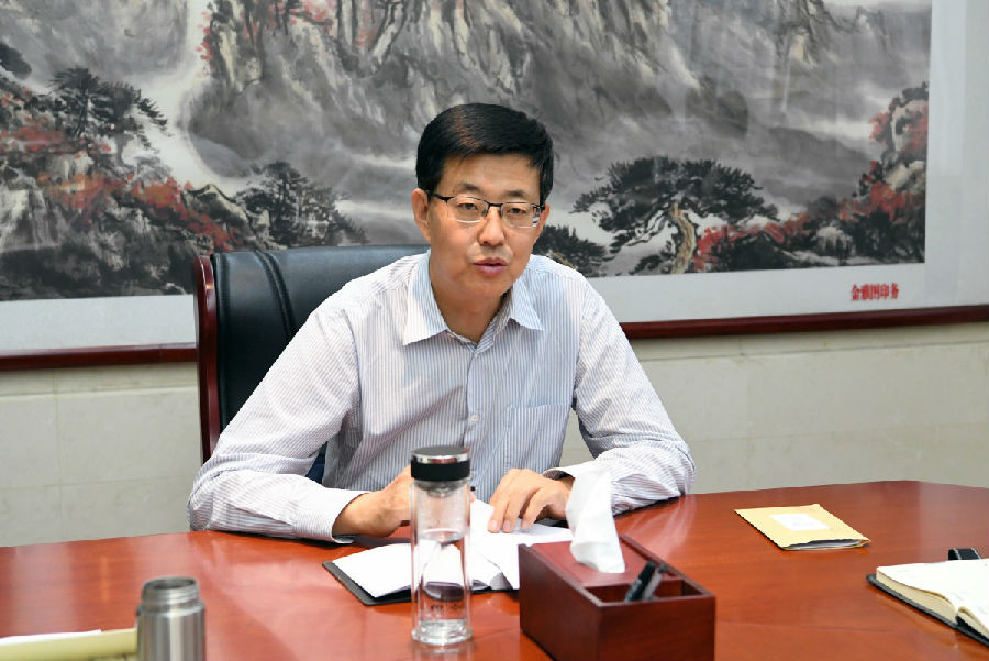 084709jur7486b6b3m7447