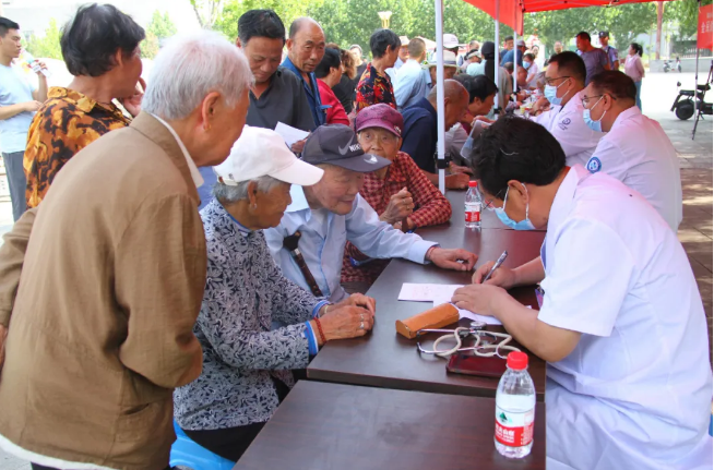 ea0e2408c9994c5385dbdd34efb5ac74