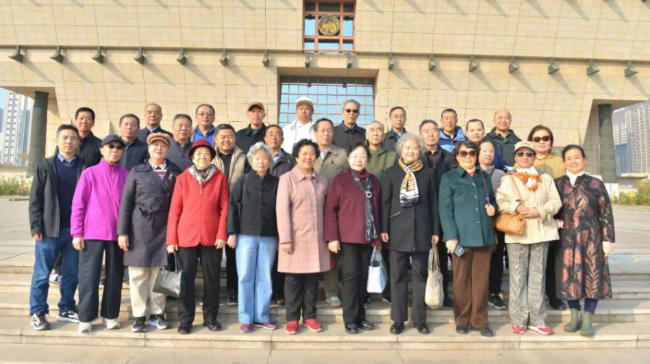 S16003695469e462196fafbdf4ee4c0dc-950