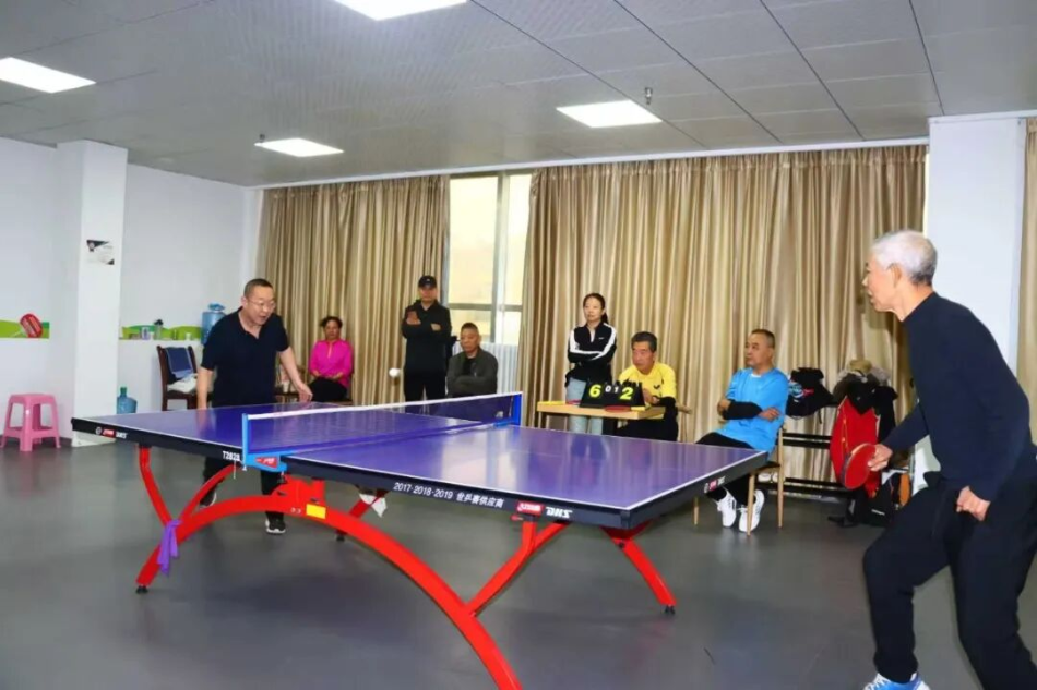 Sf686c480c8bc4b14a97389d8895d5425-950